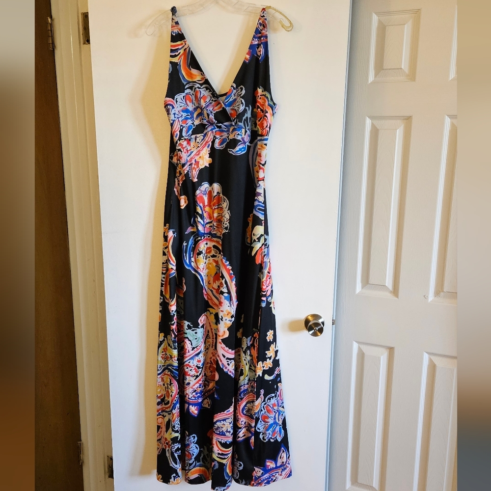 Paisley Sleeveless Maxi dress